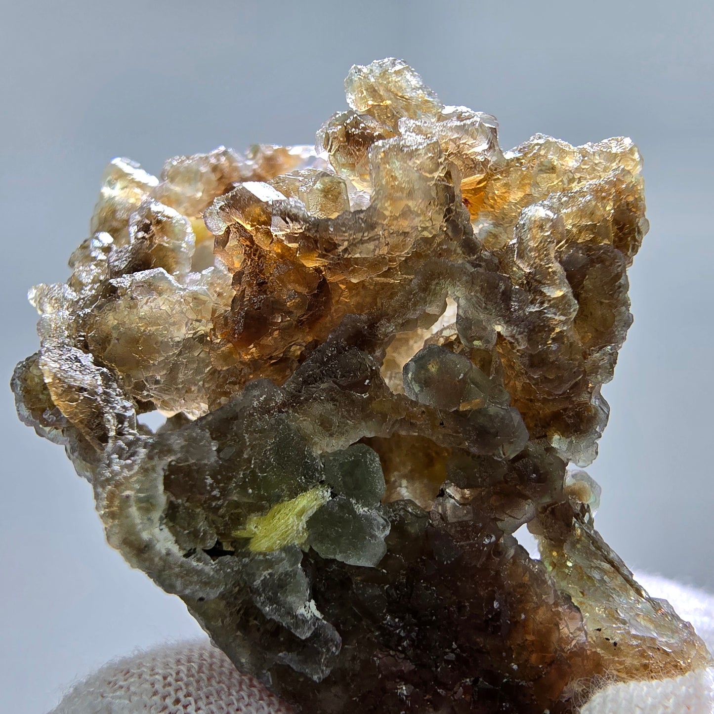 Phantom Fluorit Würfel grün braun, Muskovit Stufe Erongo, Namibia 52*37*33mm