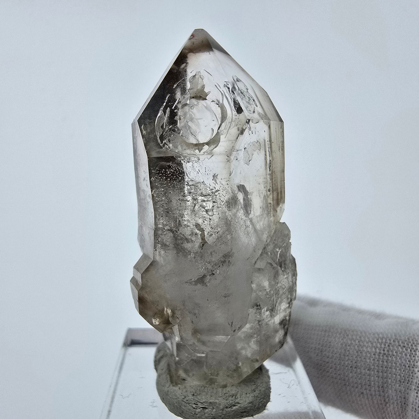 Enhydro Phantom Smoky Quartz Sceptre Tip 2x Bubble Goboboseb, Namibie 50*22*18mm