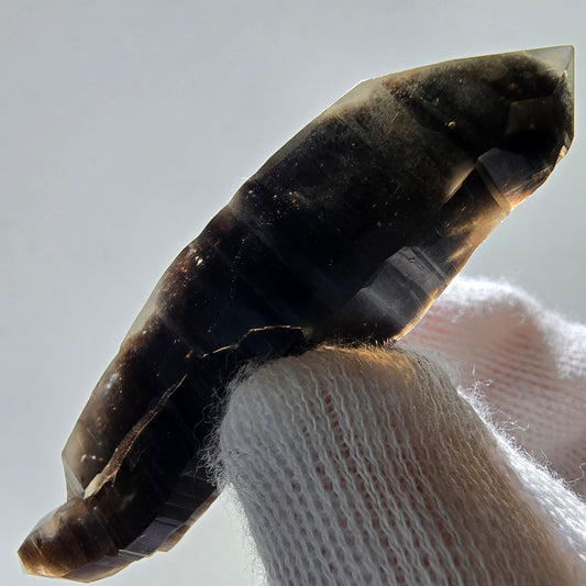 Sceptre de poche Saint-Valentin en quartz fumé fantôme squelette, Namibie 59 x 18 x 15 mm