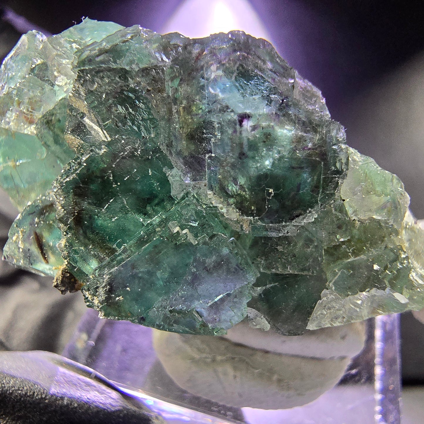 Seltene Phantom Fluorit XX Würfel Stufe grün lila 46*20*19mm aus Okorusu, Namibia