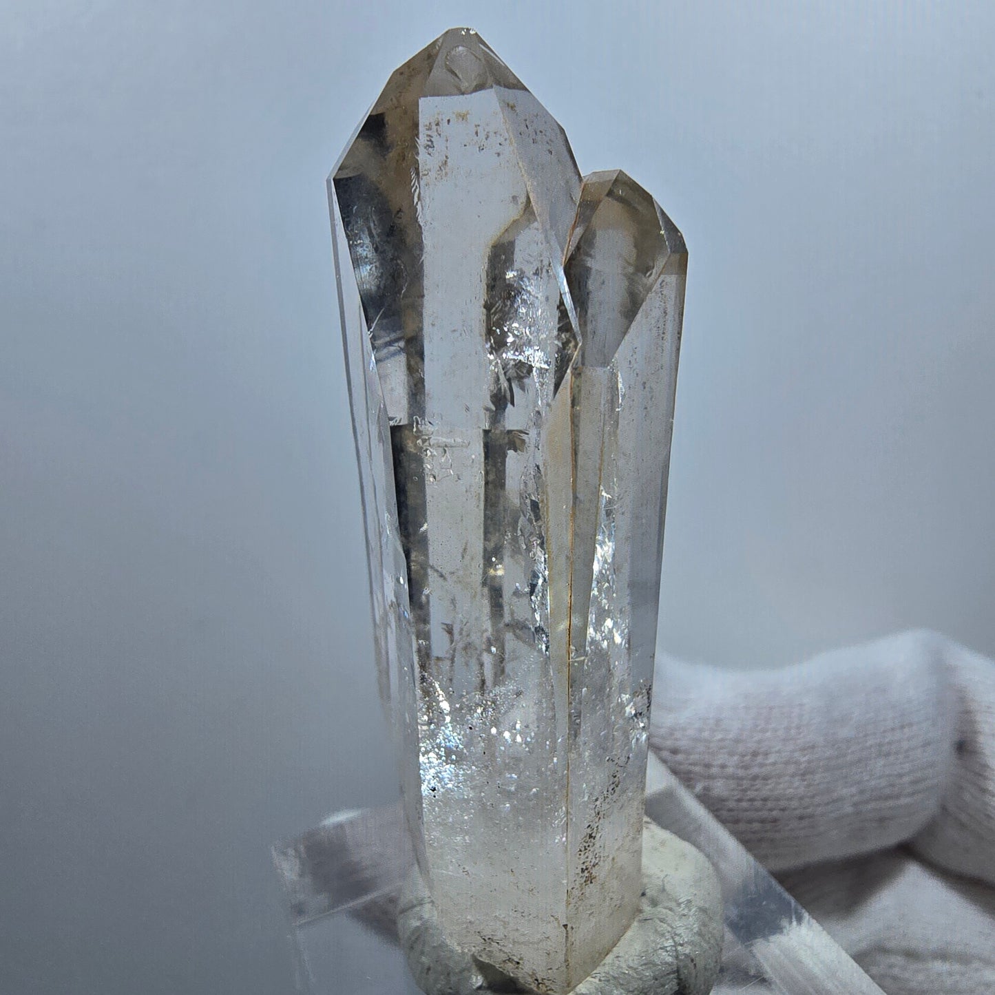 Quartz fumé fantôme lémurien Quartz Gémeaux Valentine Pocket Goboboseb Namibie 53*19*14mm