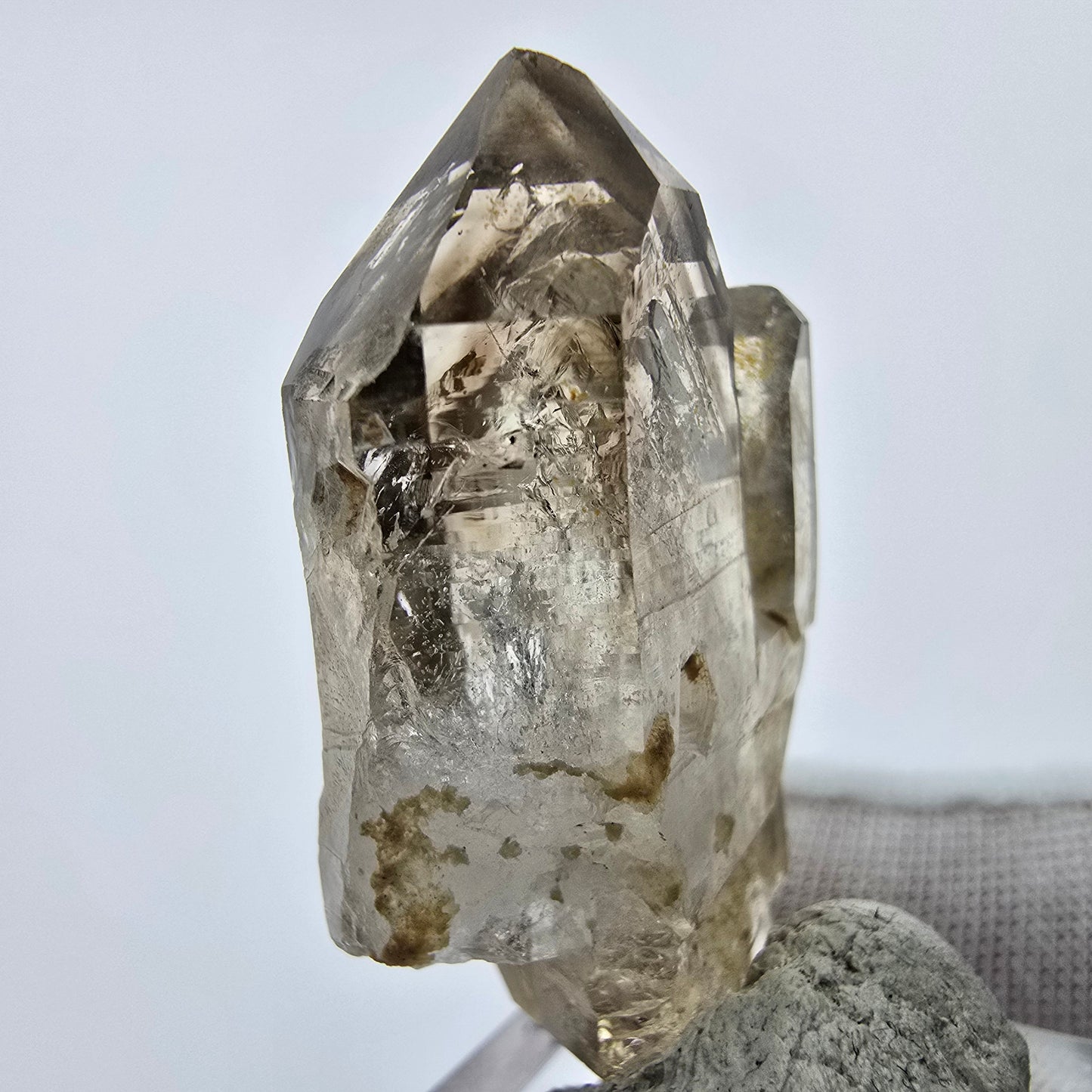 Enhydro Phantom Rauchquarz Doppelender 2x Blase Goboboseb, Namibia 42*24*16mm