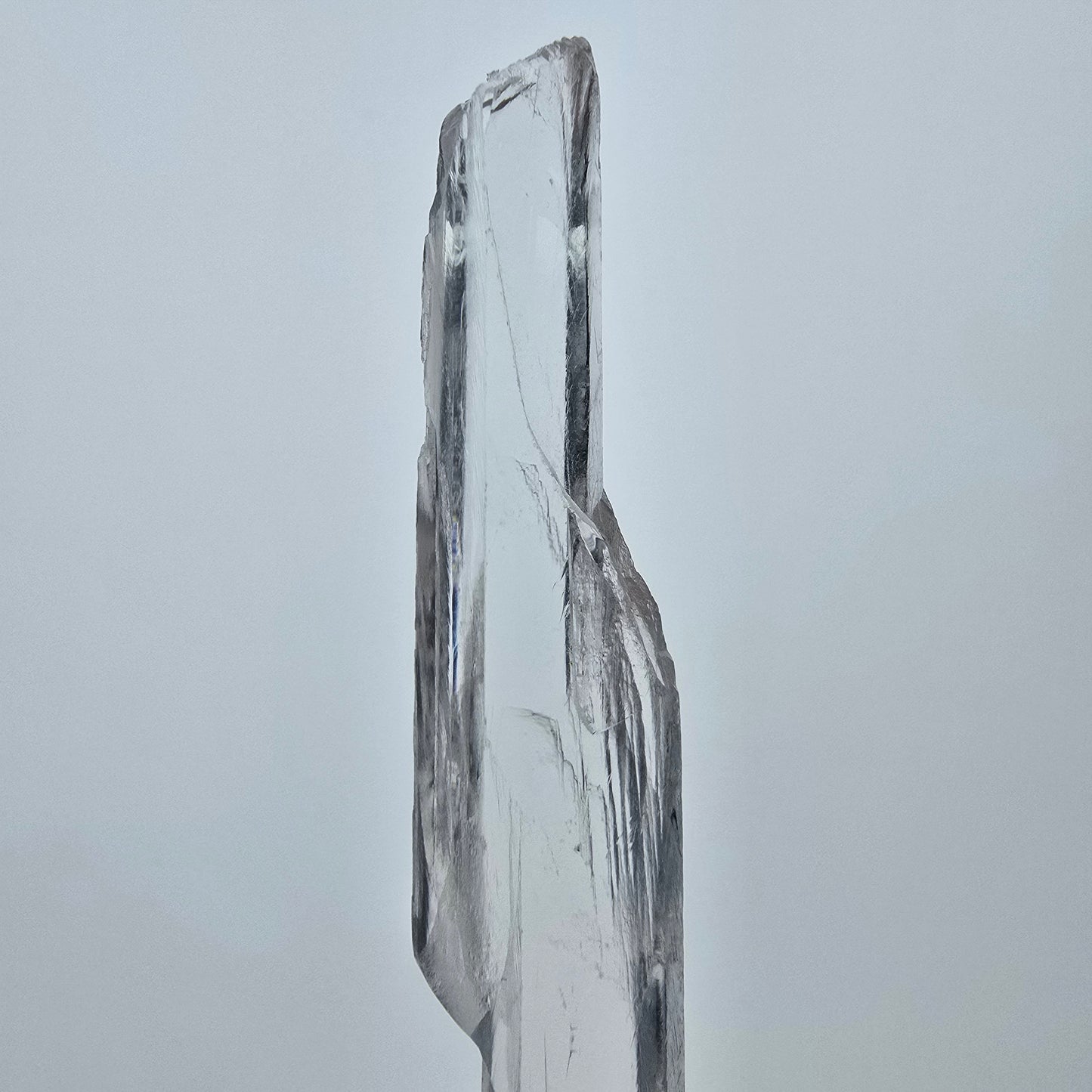 Seltener Kunzit X Spodumen Kristall weiß UV Mineral 91*10*7mm aus Brasilien