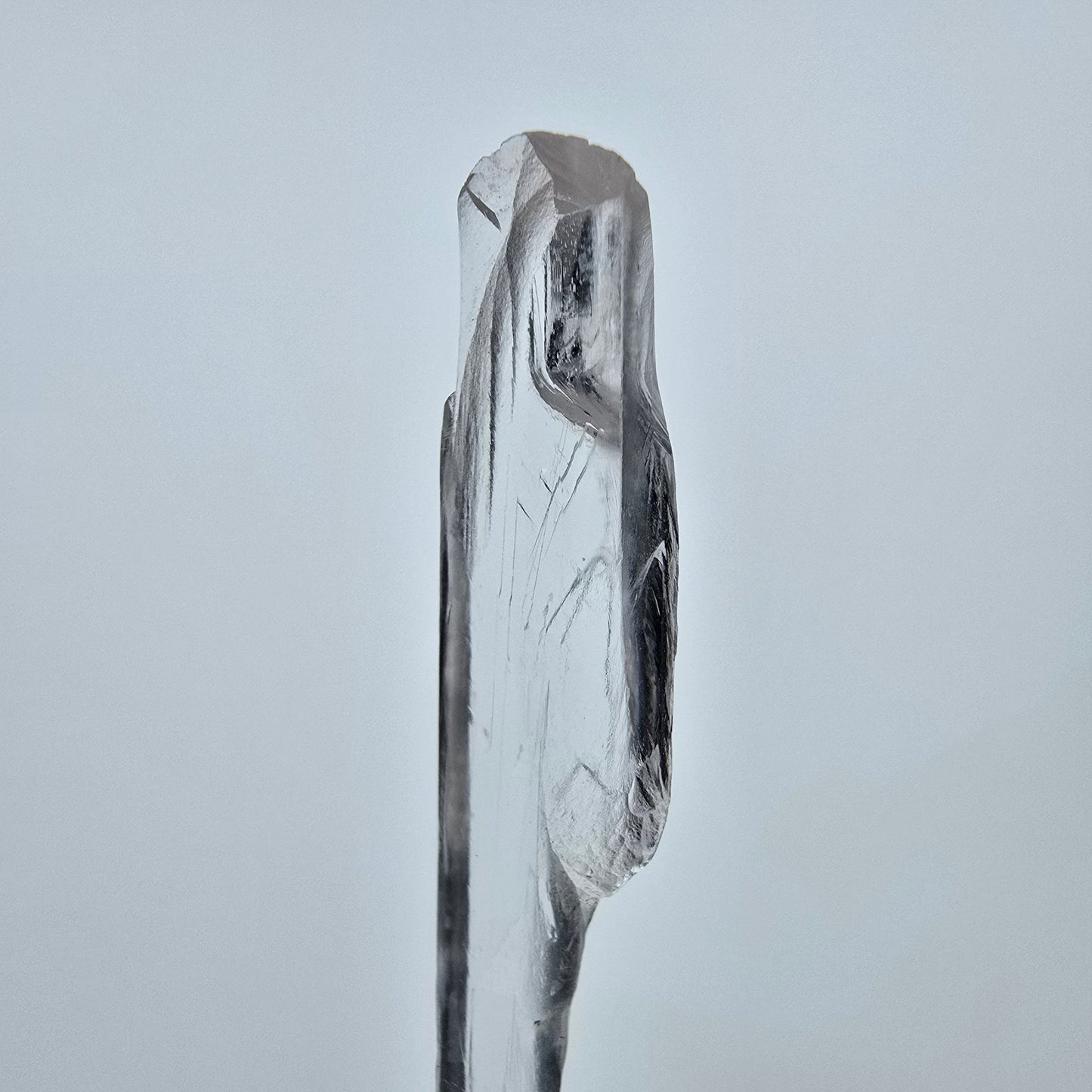 Seltener Kunzit X Spodumen Kristall weiß UV Mineral 49*7*3mm aus Brasilien