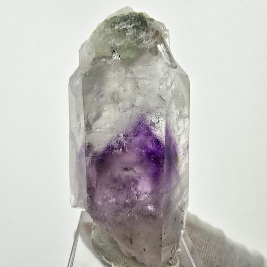 Améthyste fantôme Harlequin avec Prehnite Streep Mine Goboboseb Namibie 57*29*25mm