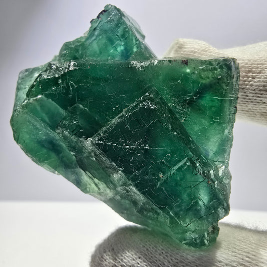 Grand spécimen de cube de fluorite fantôme, parqueté vert Okorusu, Namibie, 69 x 46 x 32 mm