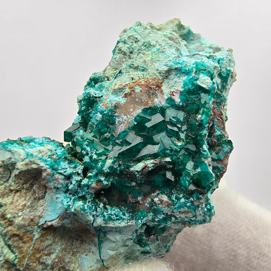 Seltene Dioptas, Chrysokoll Stufe Kaokoveld, Namibia 46*23*16mm Sammlung