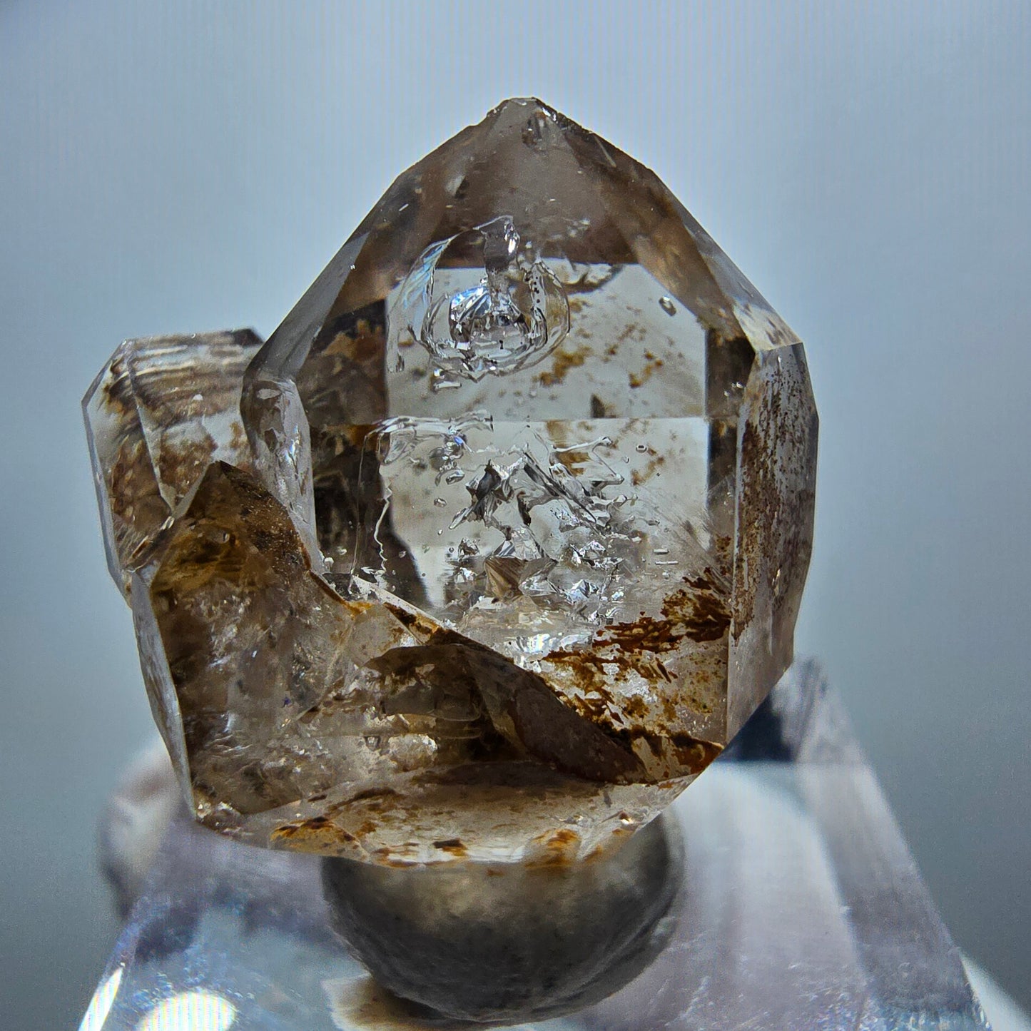 Amas de quartz fumé fantôme transparent DT Sceptre Goboboseb, Namibie 27 x 23 x 15 mm