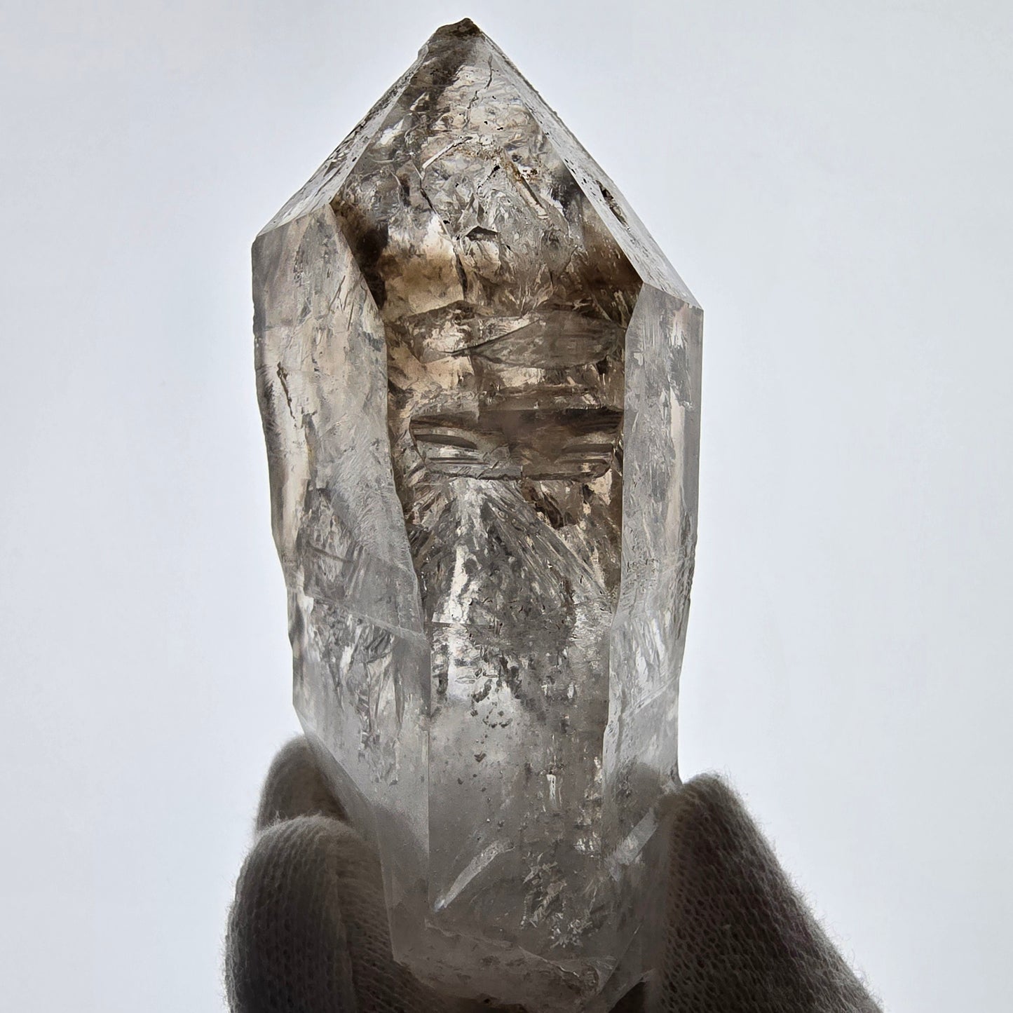 Sceptre fantôme squelette en quartz fumé DT, poche Saint-Valentin en calcite UV, Namibie 89 x 47 x 32 mm