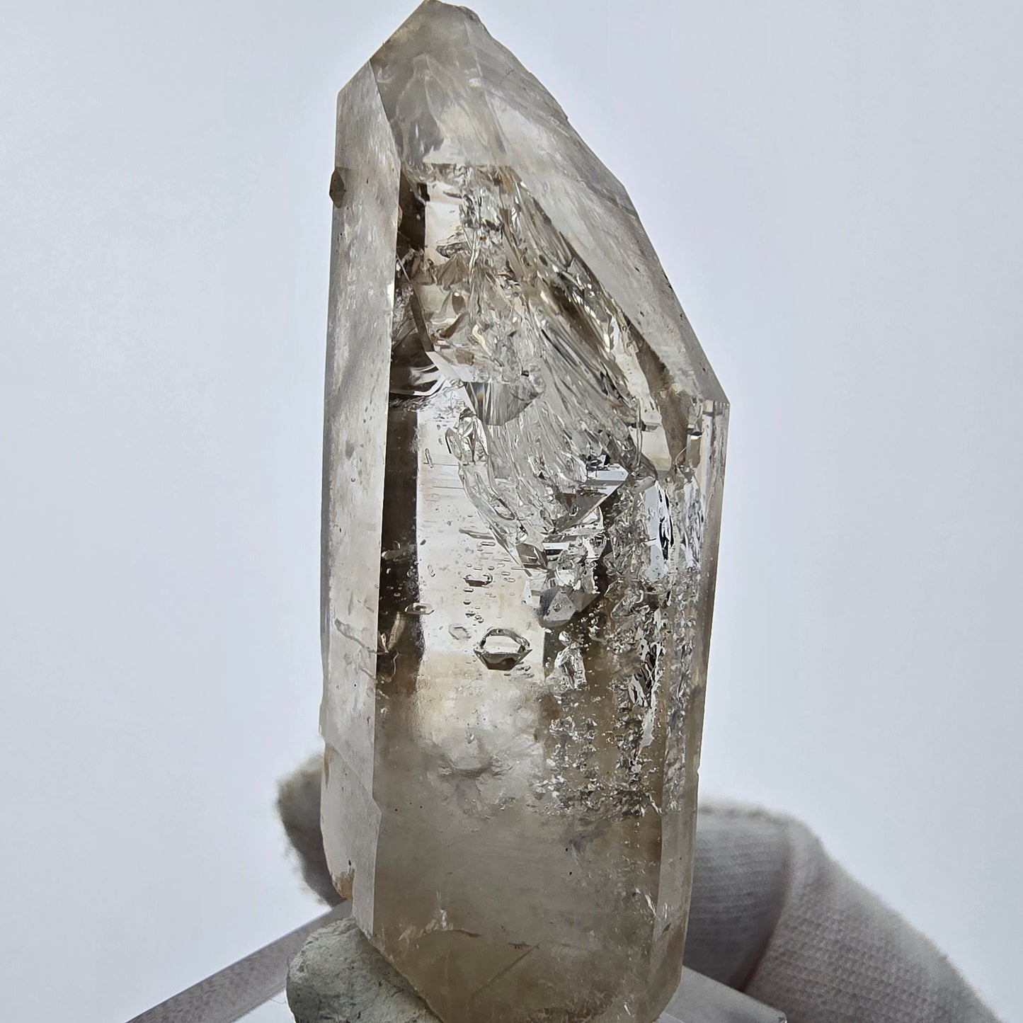 Enhydro Phantom Smoky Quartz Sceptre Tip 1x Bubble Goboboseb, Namibie 60*23*21mm