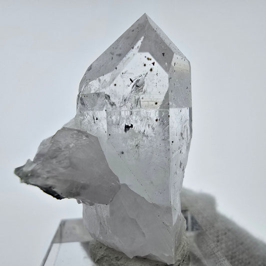 Harlekin Phantom Quarz Kristall Streep Mine, Goboboseb, Namibia 38*28*28mm