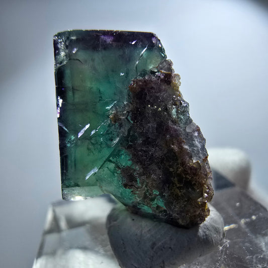 Rare spécimen de cube de fluorite fantôme zonal vert violet Okorusu, Namibie 24*16*16mm