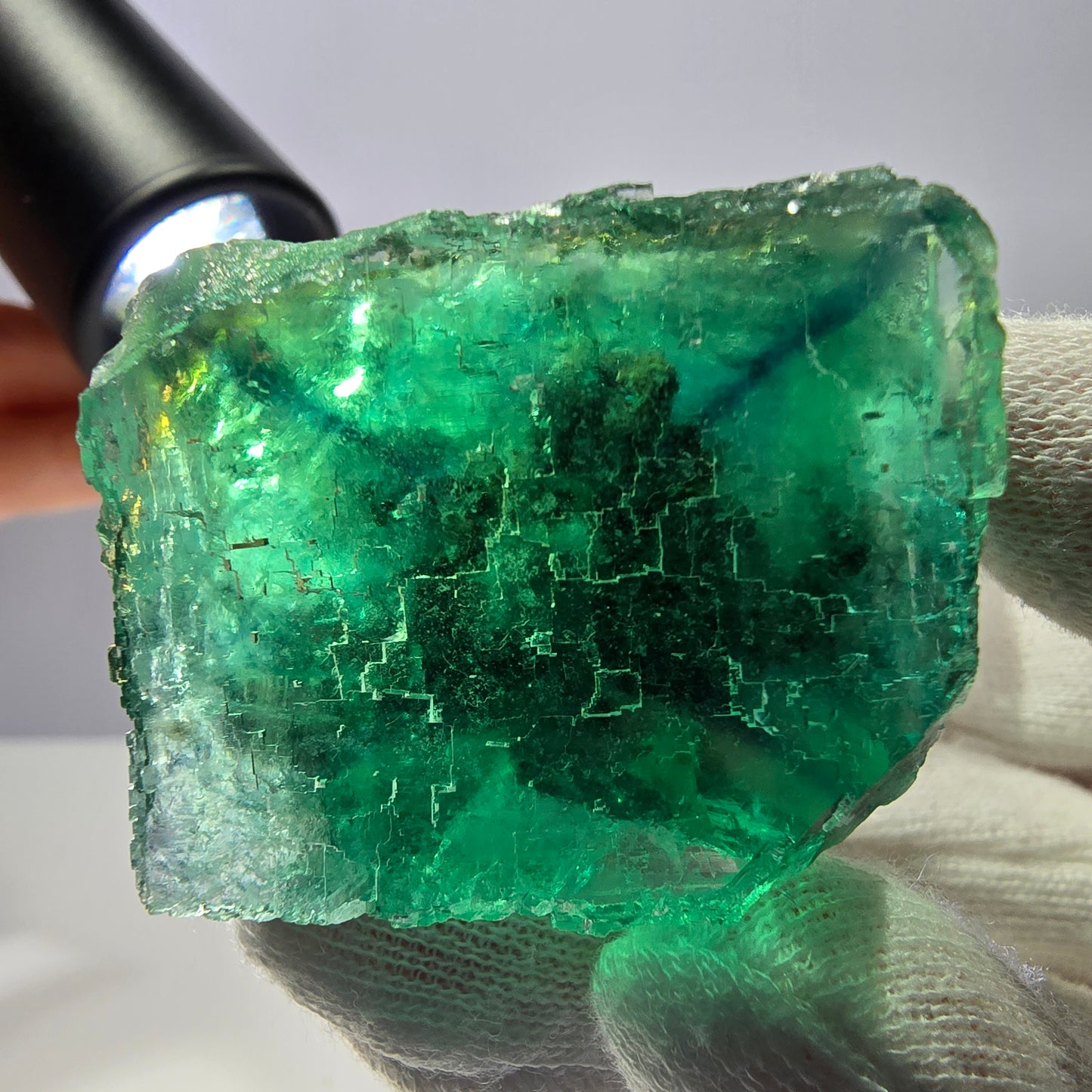 Rare spécimen de cube de fluorite fantôme, parqueté vert Okorusu, Namibie, 39 x 36 x 22 mm