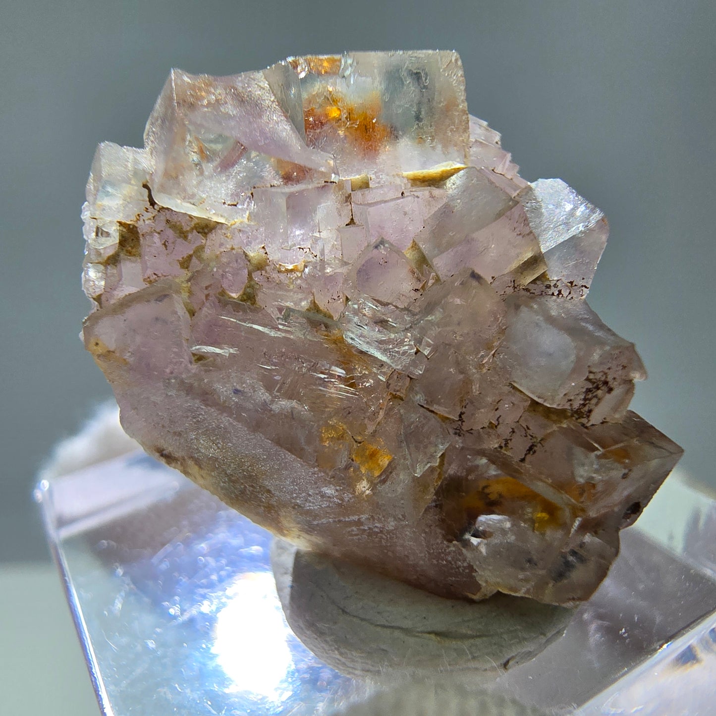 Seltene UV Phantom Fluorit Würfel Stufe lila weiß Brandberg, Namibia 24*19*10mm