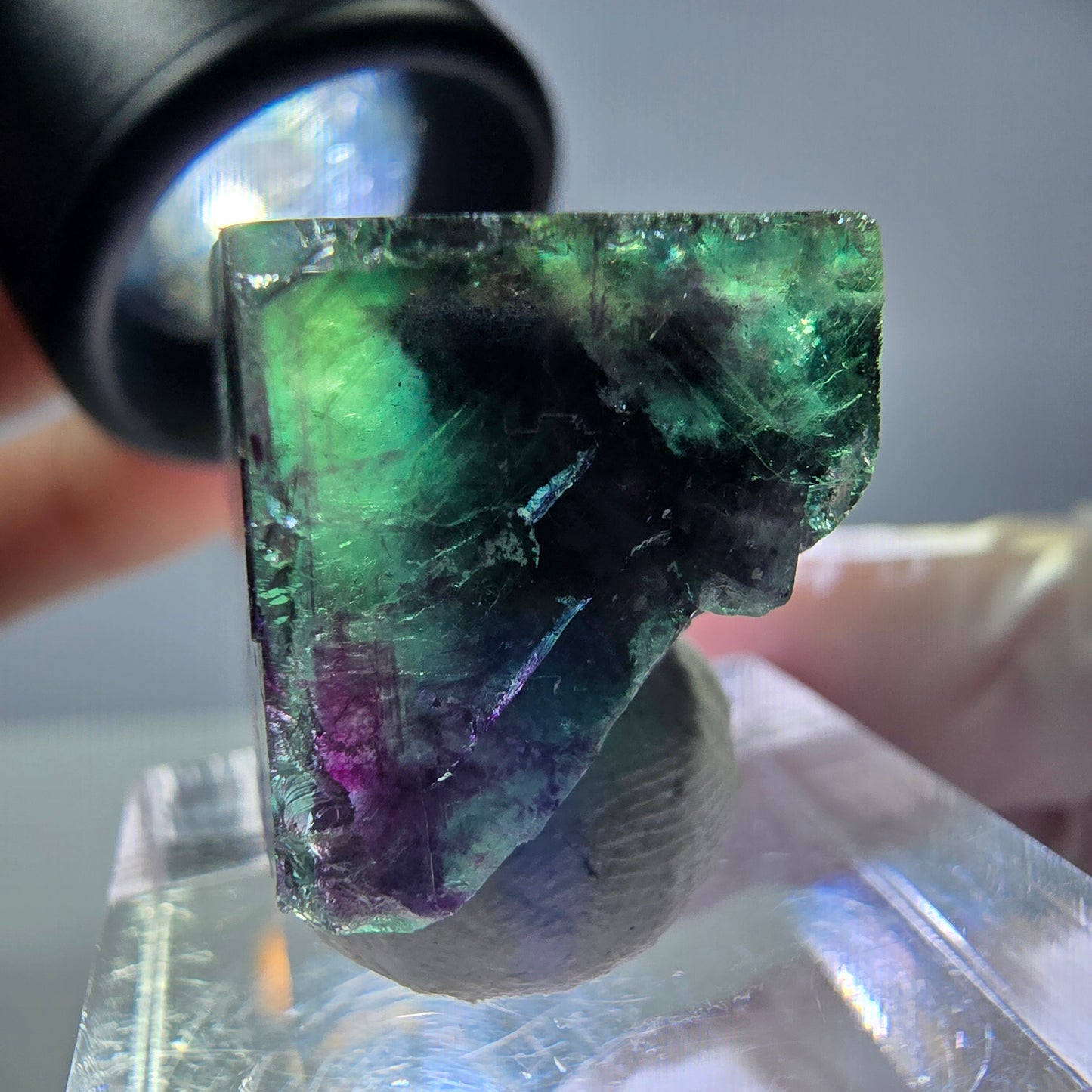 Rare cube de fluorite fantôme parqueté vert violet Okorusu Namibie 18*18*16mm