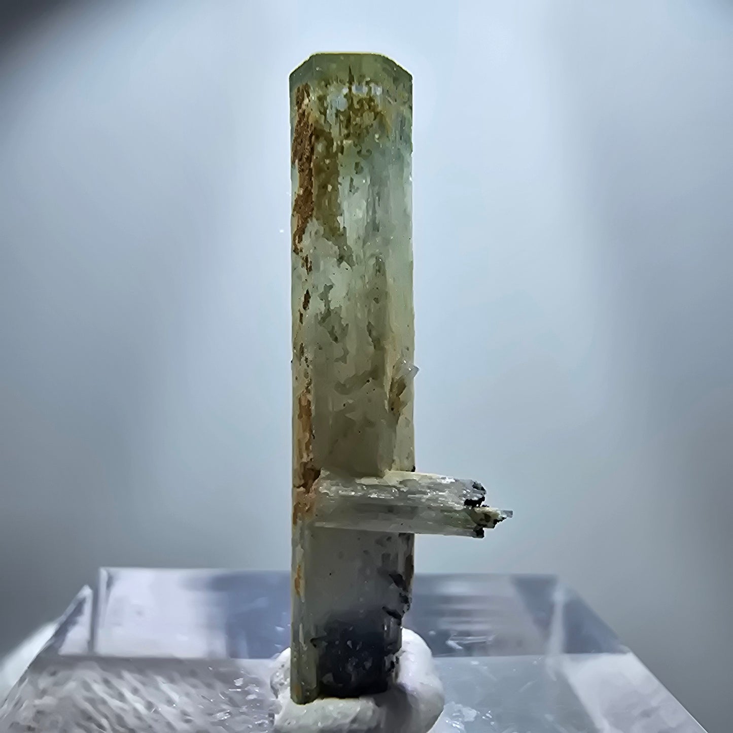 Cristal d'aigue-marine X rare, bleu Erongo, Namibie 26*8*4mm
