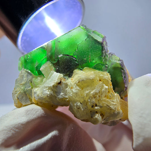 Phantom Fluorit Würfel hexagonal, Muskovit Stufe Erongo, Namibia 24*20*19mm