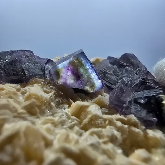 Bunte Phantom Fluorit Würfel Schörl Turmalin Muskovit Erongo, Namibia 67*56*38mm