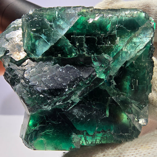 Cube de fluorite fantôme parqueté vert violet Okorusu Namibie 65*61*37mm