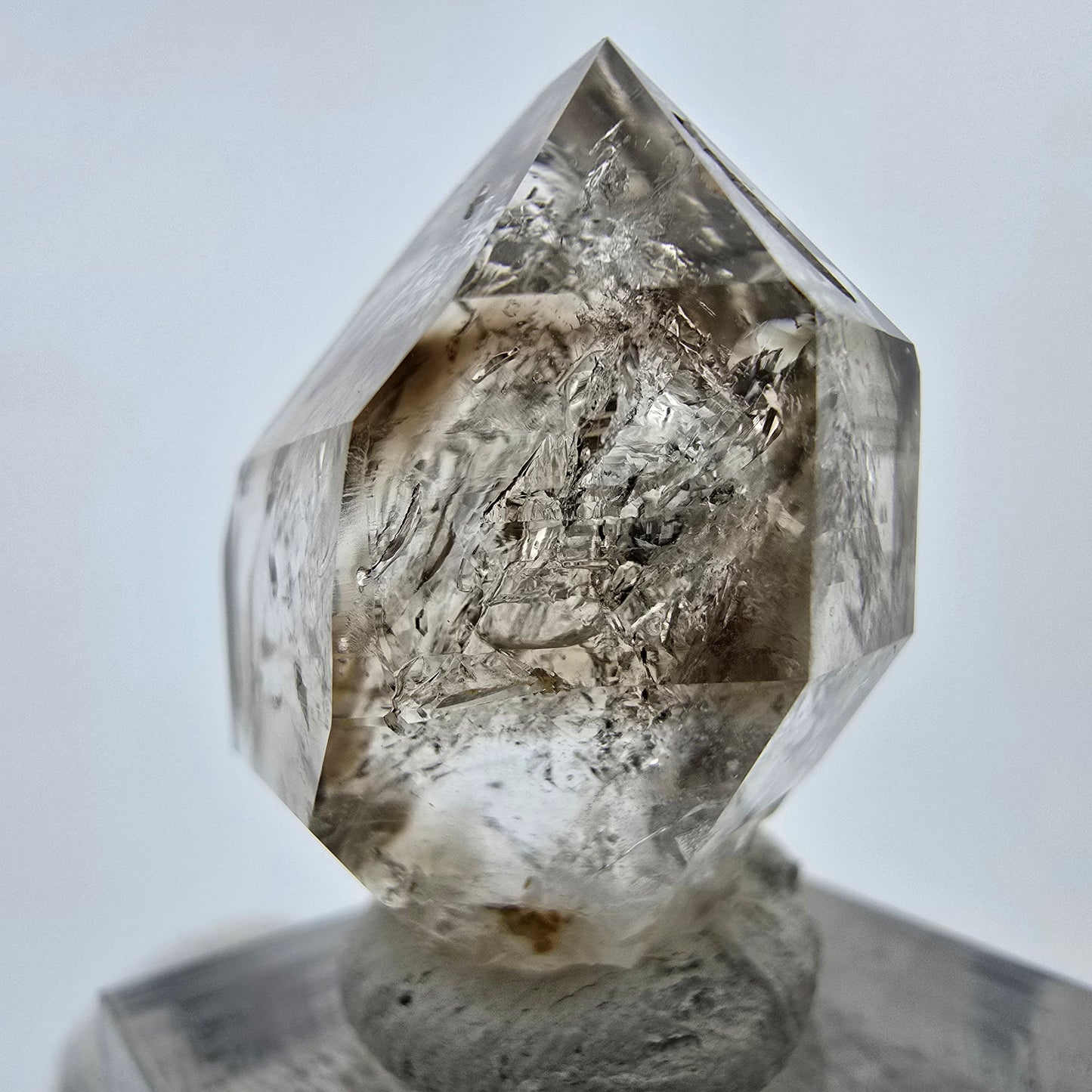 Enhydro Phantom Rauchquarz Zepter, 1x Blase Goboboseb, Namibia 32*24*17mm