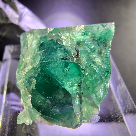 Cube de fluorite clair vert 23*18*13mm Okorusu, collection minérale namibie