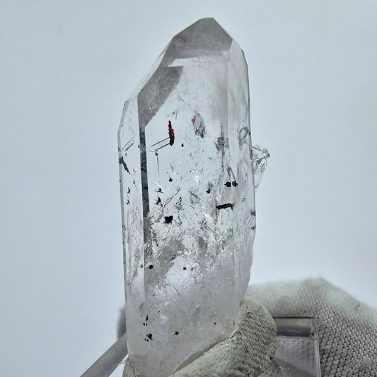 Cristal de quartz fantôme Harlequin Streep Mine Goboboseb Namibie 44*16*11mm