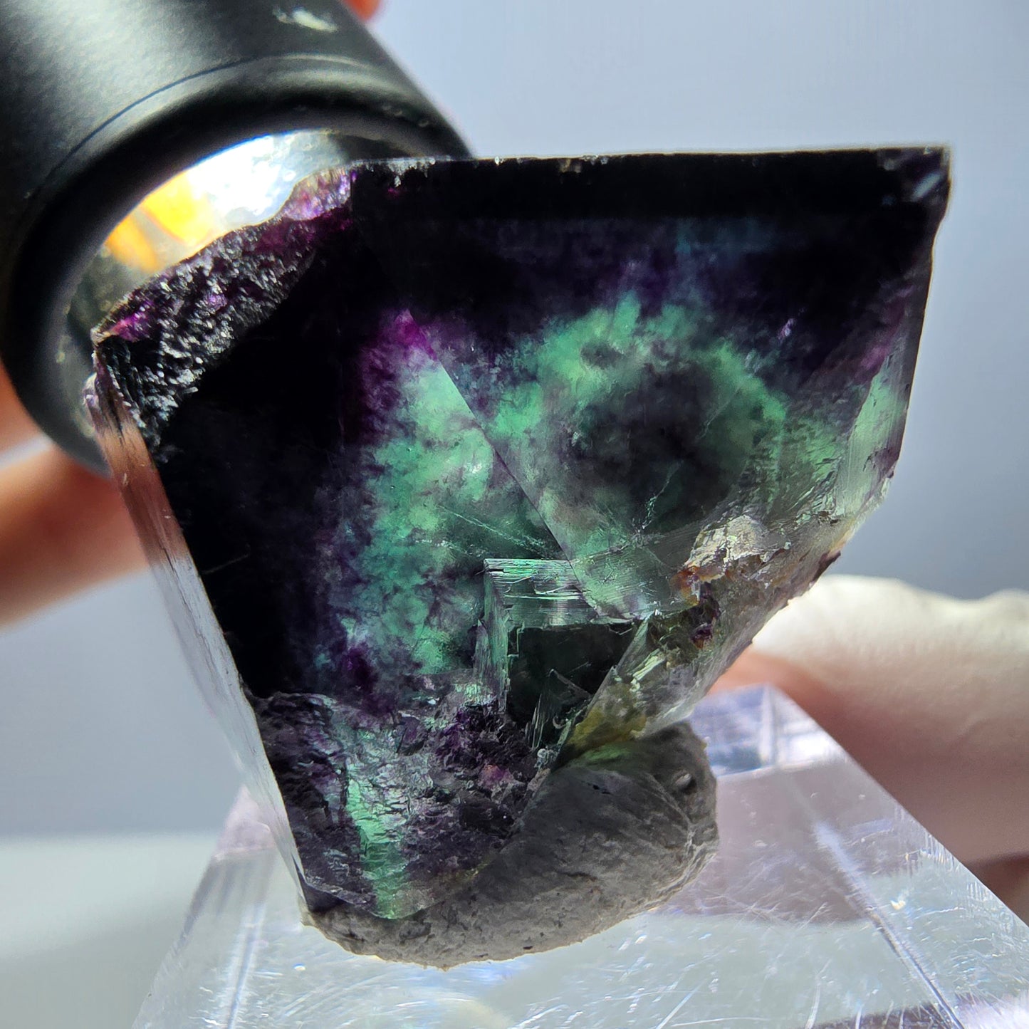 Rare spécimen de cube de fluorite, vert violet, Okorusu, Namibie, 36 x 26 x 22 mm