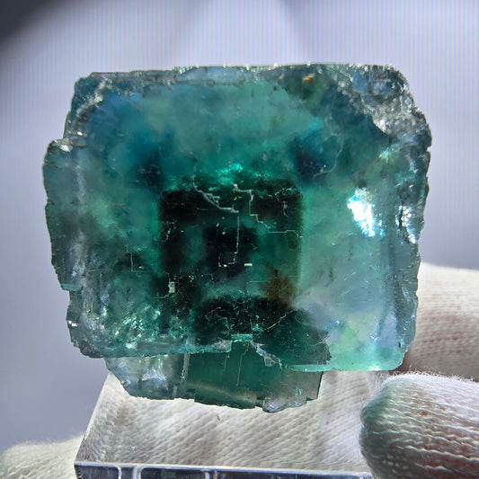 Cube de fluorite fantôme, parqueté vert-brun Okorusu, Namibie 38*29*24 mm