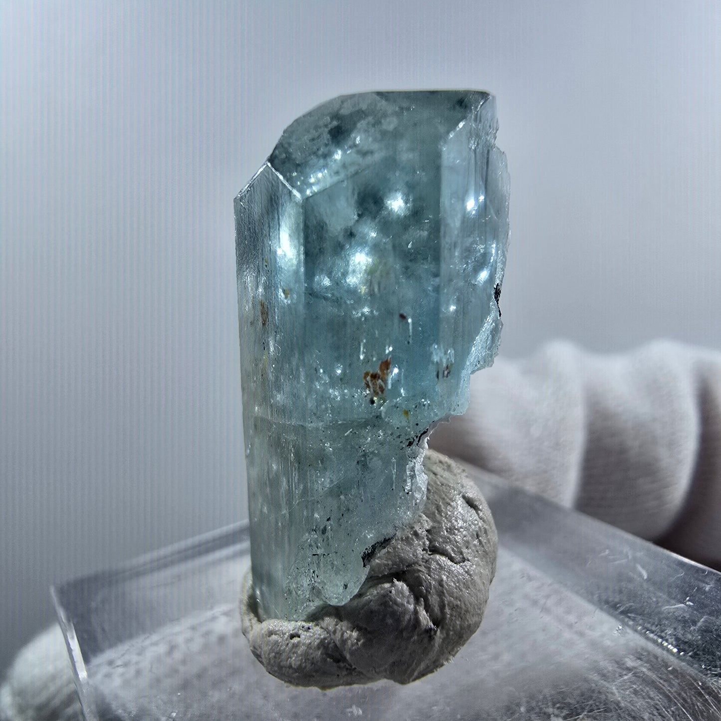 Cristal d'aigue-marine X clair rare Erongo, Namibie 24*15*12mm