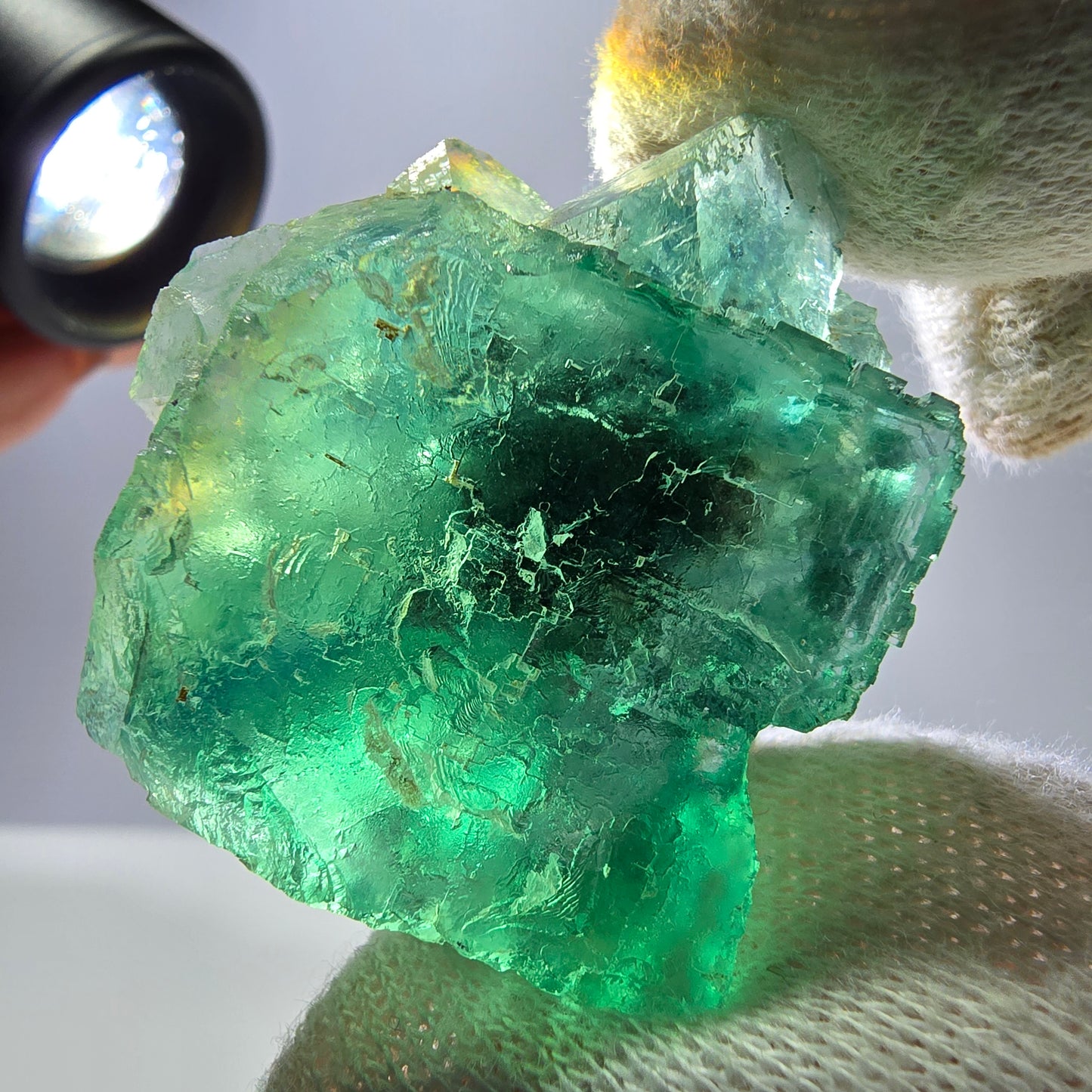 Rare spécimen de cube de fluorite fantôme, parqueté vert Okorusu, Namibie, 40 x 33 x 23 mm