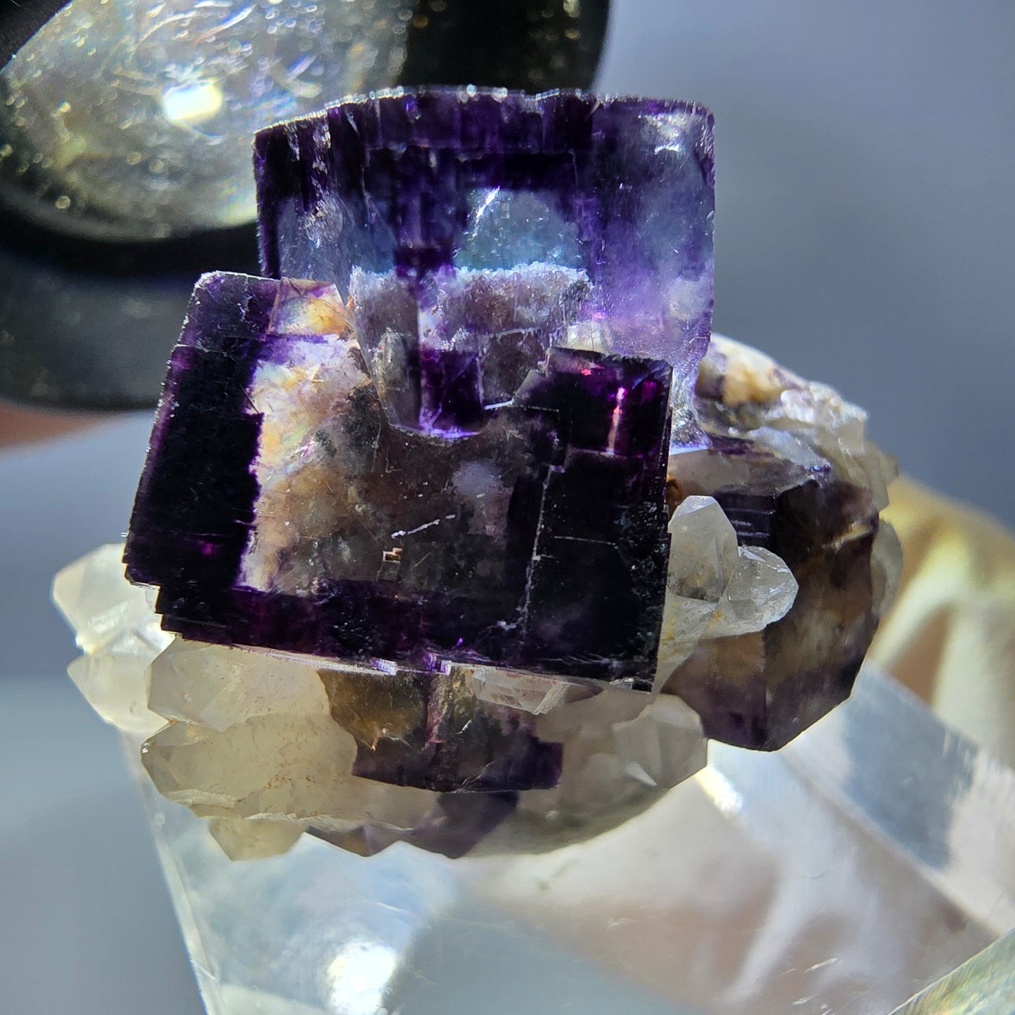 Phantom Fluorit Würfel, parkettiert, Quarz Stufe Okorusu, Namibia 28*24*19mm