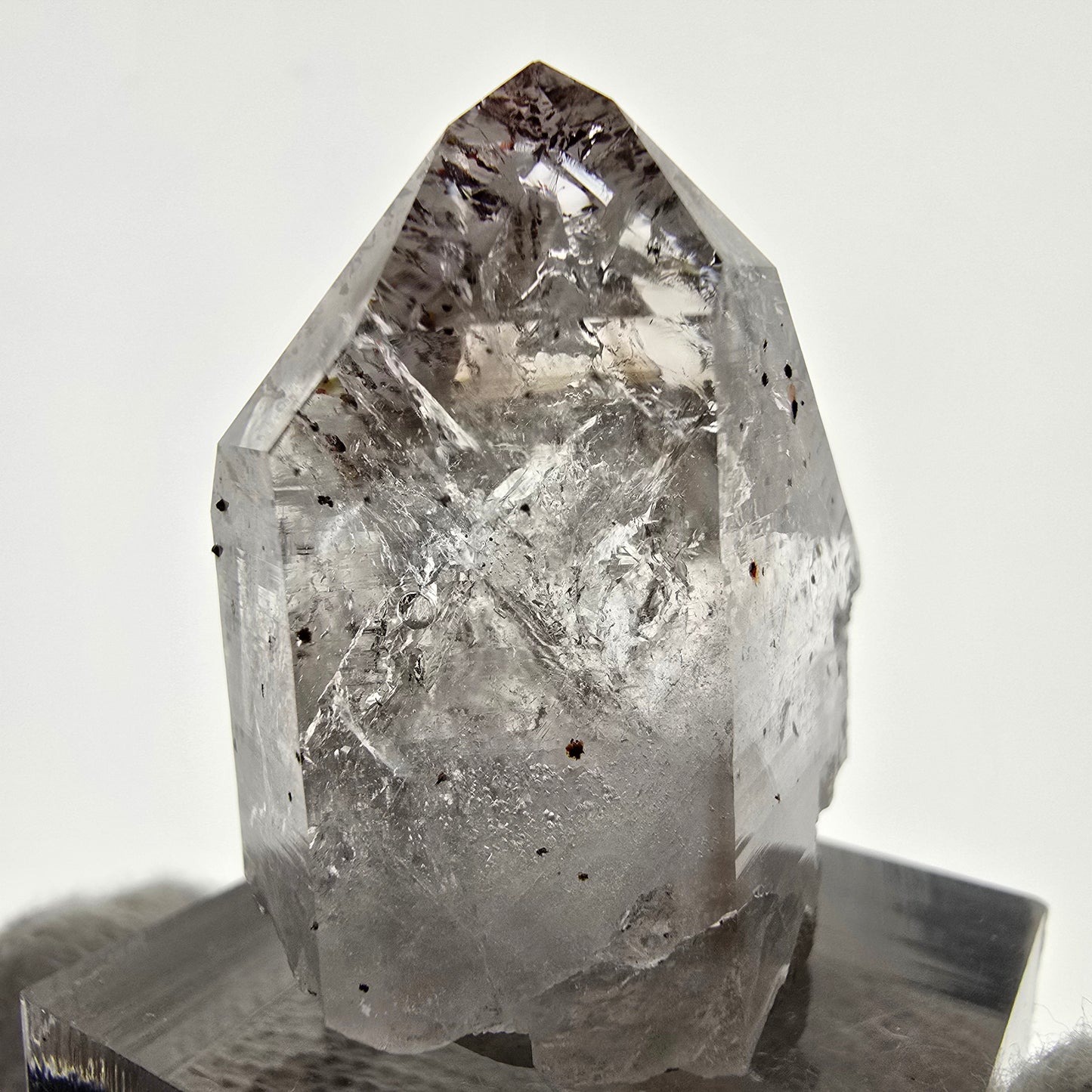 Quartz fumé fantôme Enhydro Harlequin, mine Bubble Streep, Namibie, 31 x 27 x 17 mm