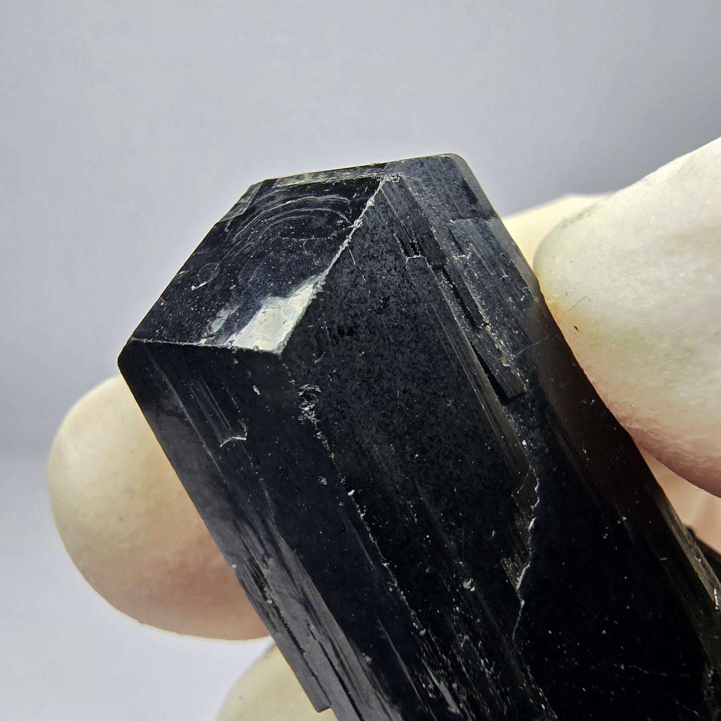 Symmetrische Schörl Turmalin Stufe Erongo, Namibia 30*18*10mm Mineraliensammlung