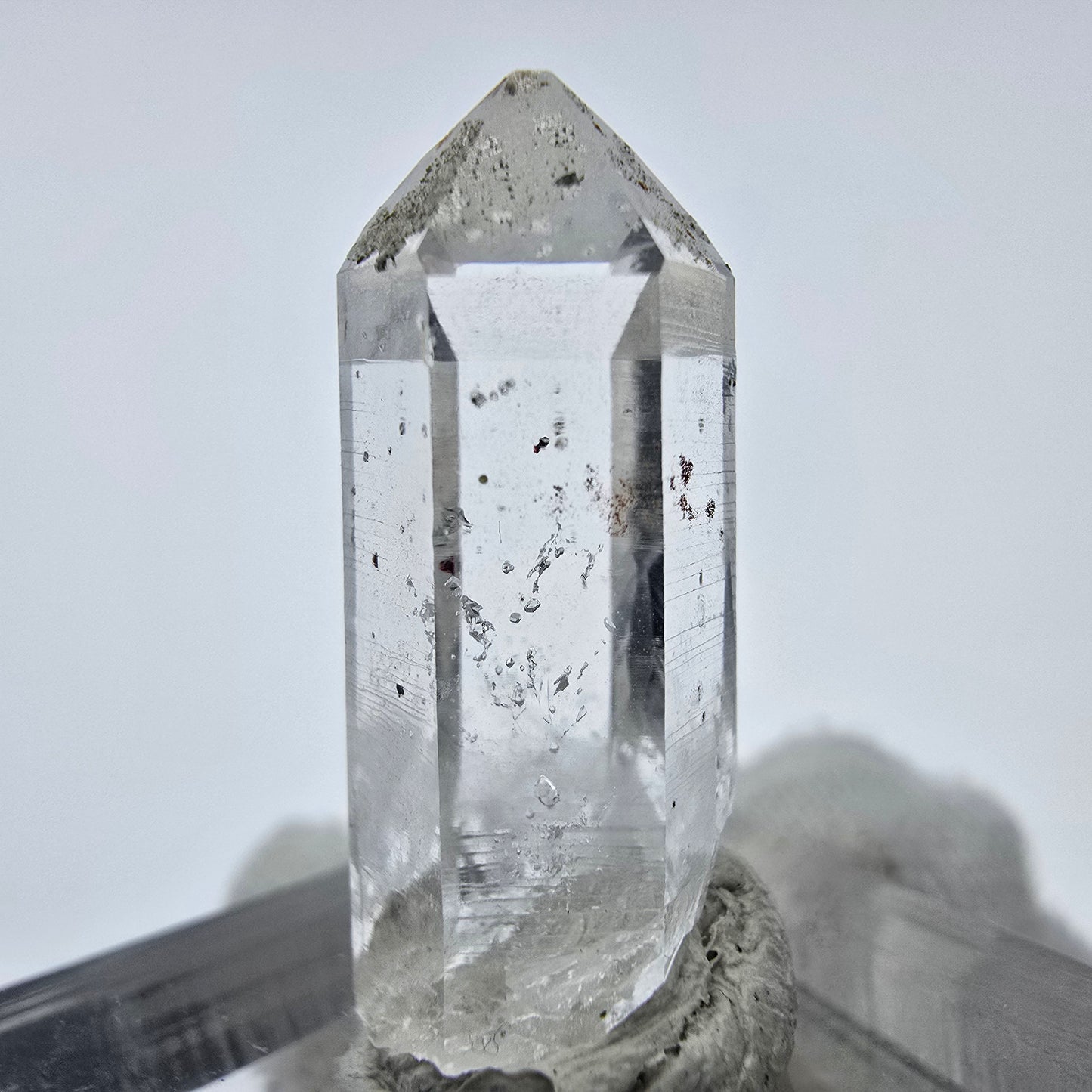 Harlekin Phantom Quarz Kristall Streep Mine, Goboboseb, Namibia 25*11*9mm