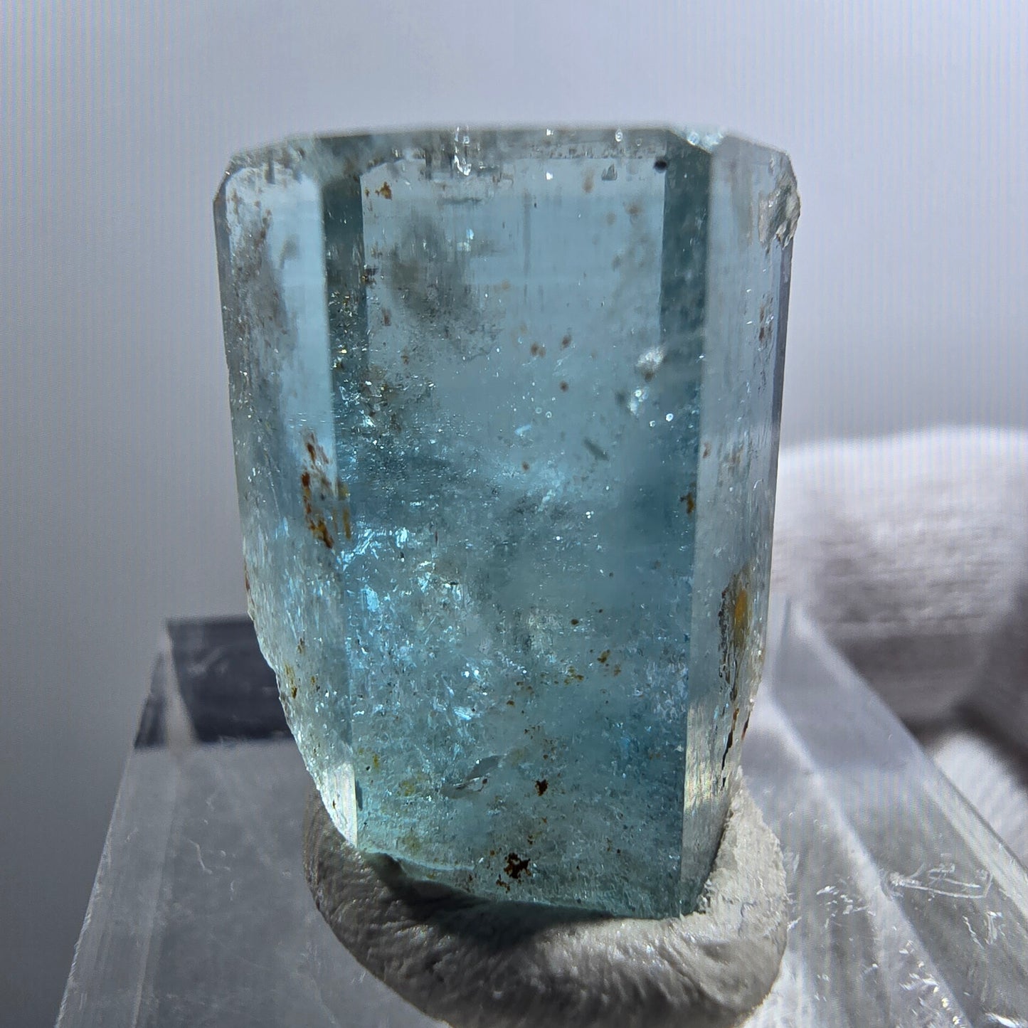 Aigue-marine rare avec opale hyalite Erongo, Namibie 22*16*13mm