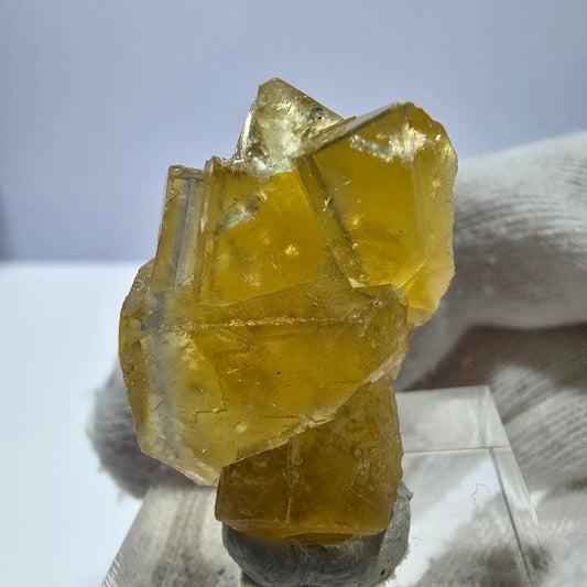 Spécimen de cube de fluorite fantôme, vert-jaune, Okorusu, Namibie, 30 x 20 x 16 mm