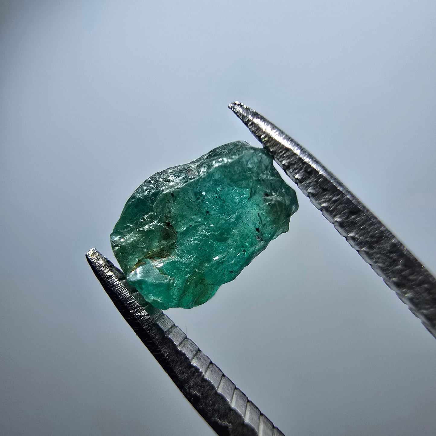 Cristal d'émeraude rare, vert Colombie #7958