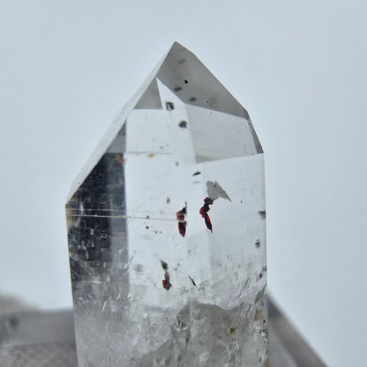 Cristal de quartz Harlequin clair Streep Mine Goboboseb Namibie 24*12*11mm Collection