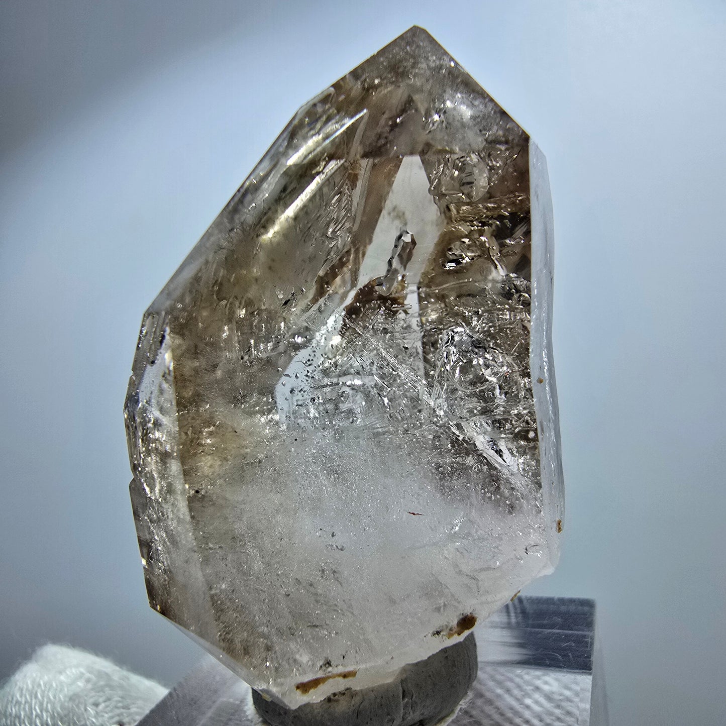 Sceptre en quartz fumé fantôme Enhydro, 1x Bubble Goboboseb, Namibie 44 x 28 x 23 mm
