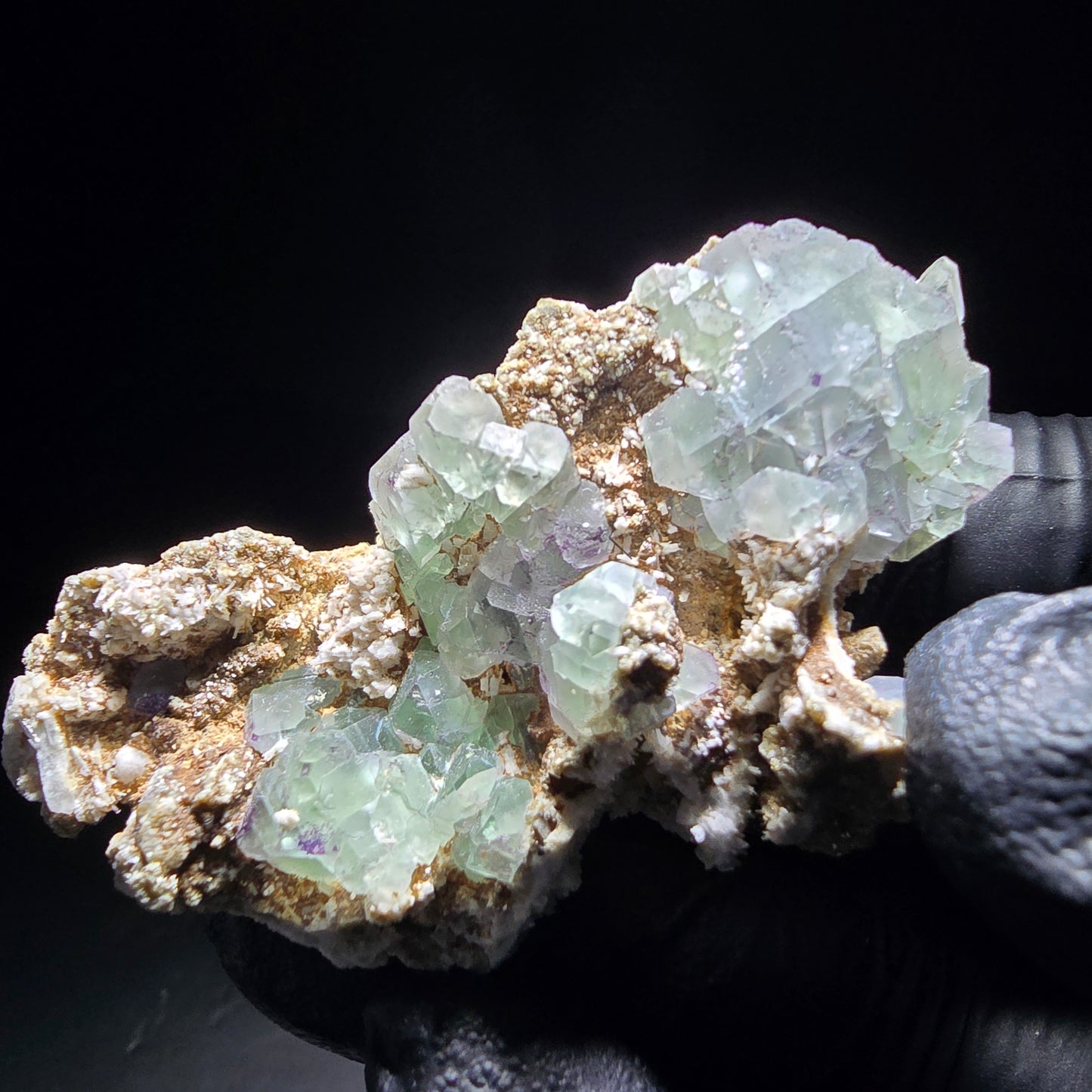 Zonare Fluorit, Muskovit, Hyalit, Orthoklas Stufe Erongo Namibia 58*31*21mm