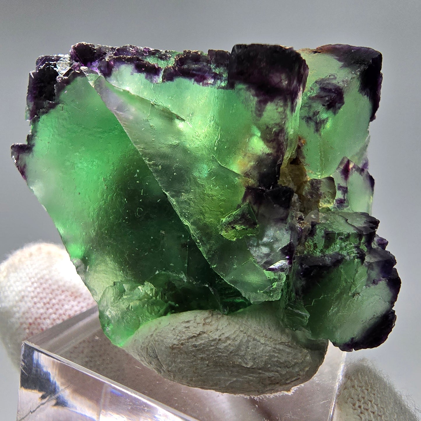 Zonare Phantom Fluorit Würfel Stufe grün lila Okorusu, Namibia 46*40*24mm