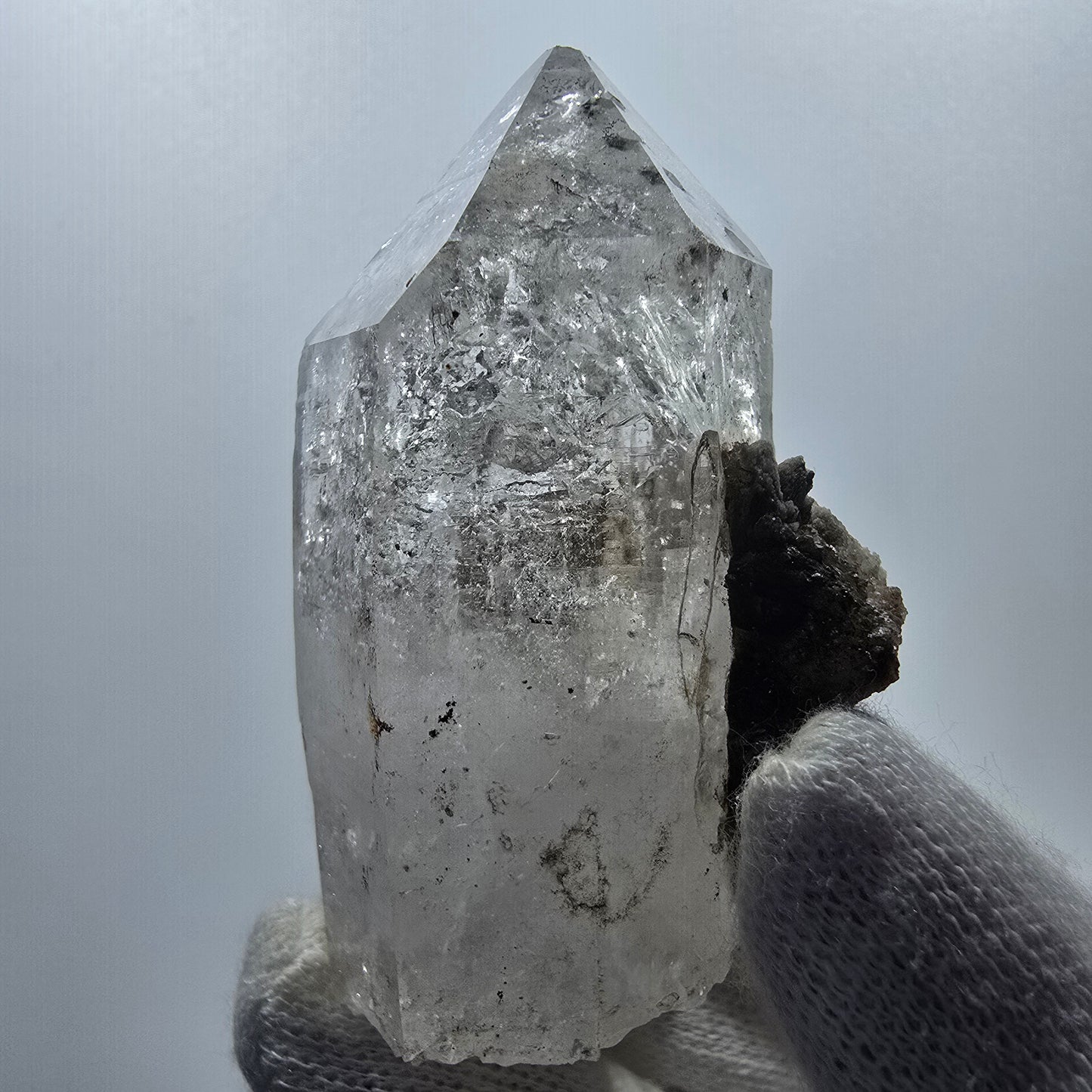 Goboboseb de poche Phantom Smoky Quartz UV Calcite Stage Valentine Namibie 65 x 42 x 37 mm