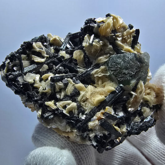 Phantom Fluorit hexagonale Würfel Schörl Turmalin Muskovit Erongo, Namibia 60*44*38mm