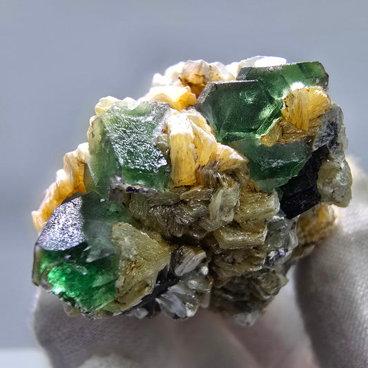 Phantom Fluorit Schörl Turmalin Muskovit Stufe Erongo, Namibia 58*37*36mm