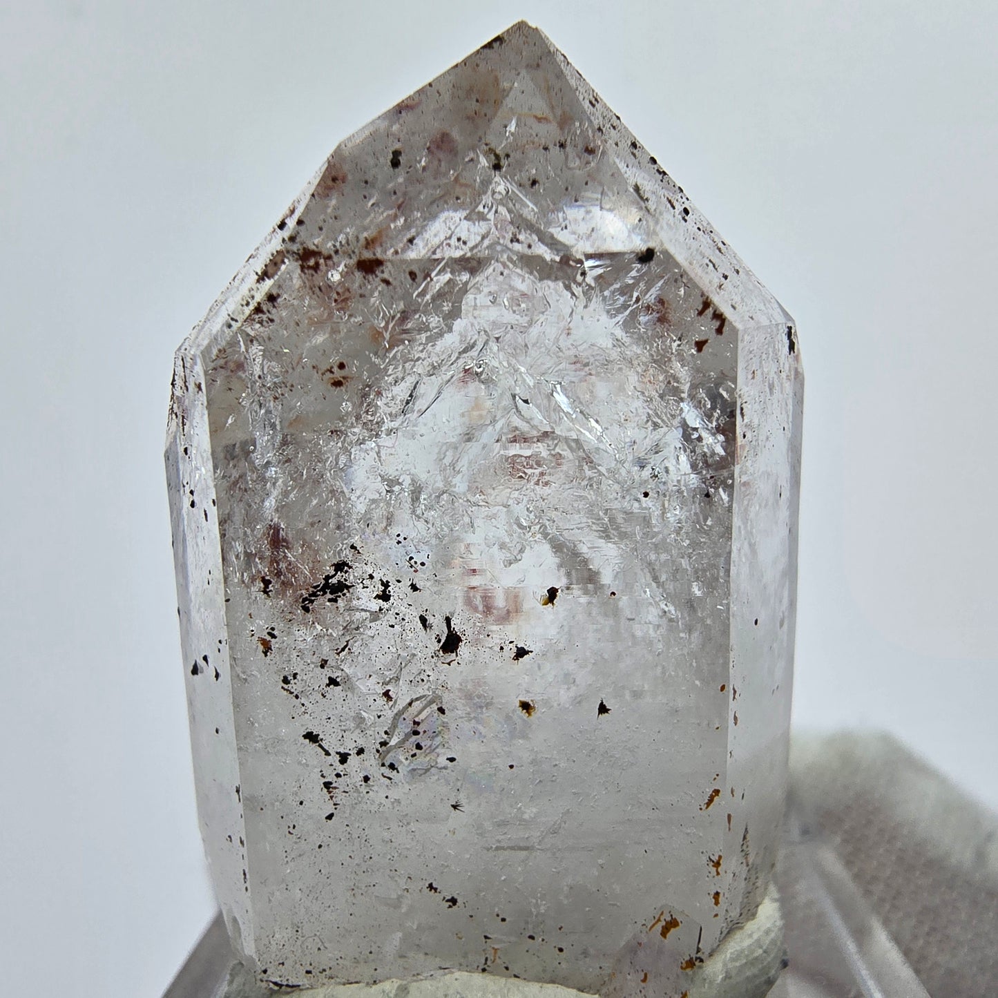 Enhydro Quarz mit Hämatit 3x Blase Streep Mine Goboboseb Namibia 32*23*16mm