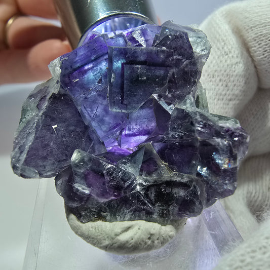 Spécimen de cube de fluorite fantôme transparente, vert-violet zonal, Okorusu, Namibie, 35 x 33 x 14 mm