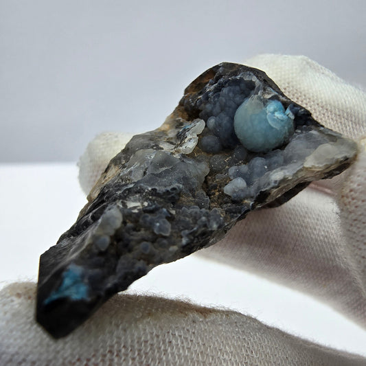 Seltene Shattuckit Stufe mit Kugel Kristallen blau Kaokoveld, Namibia 42*22*19mm