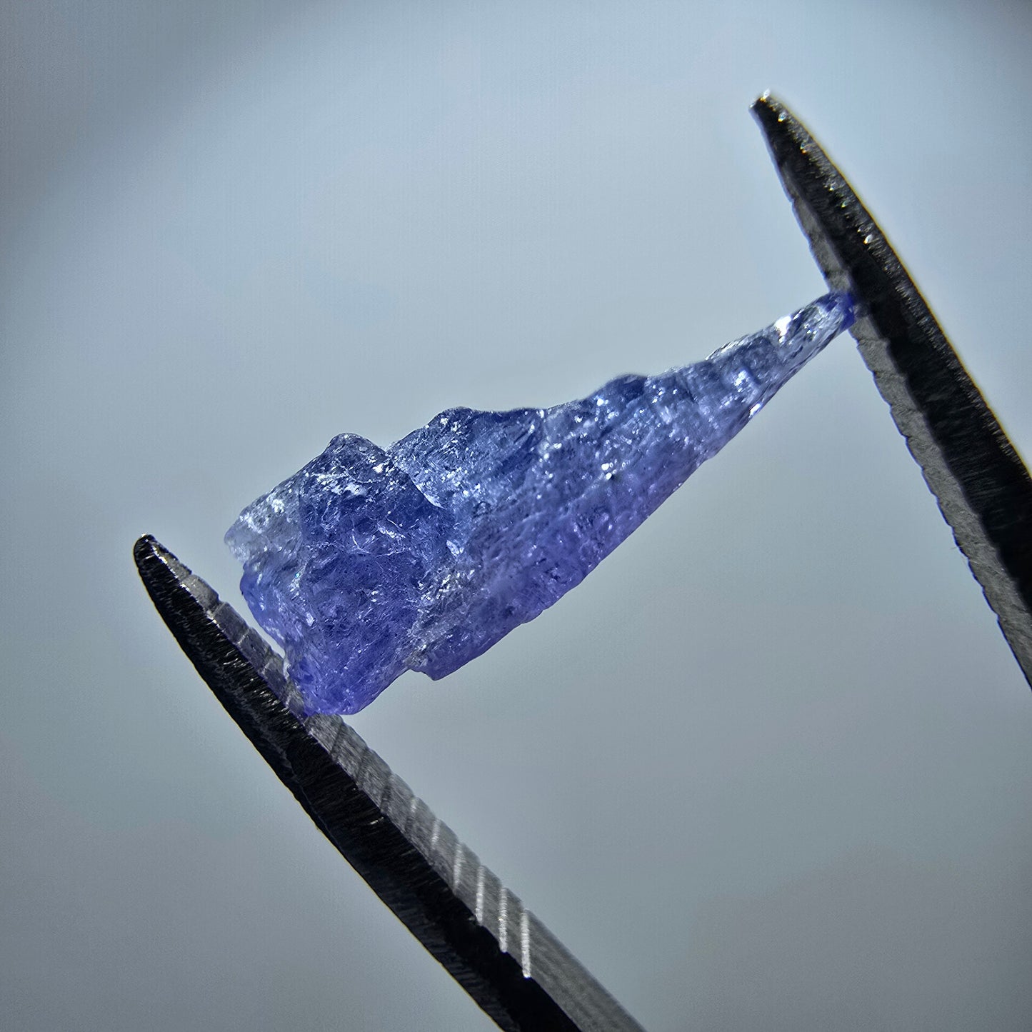 Cristal brut de tanzanite rare, bleu Tanzanie 14*5*4mm