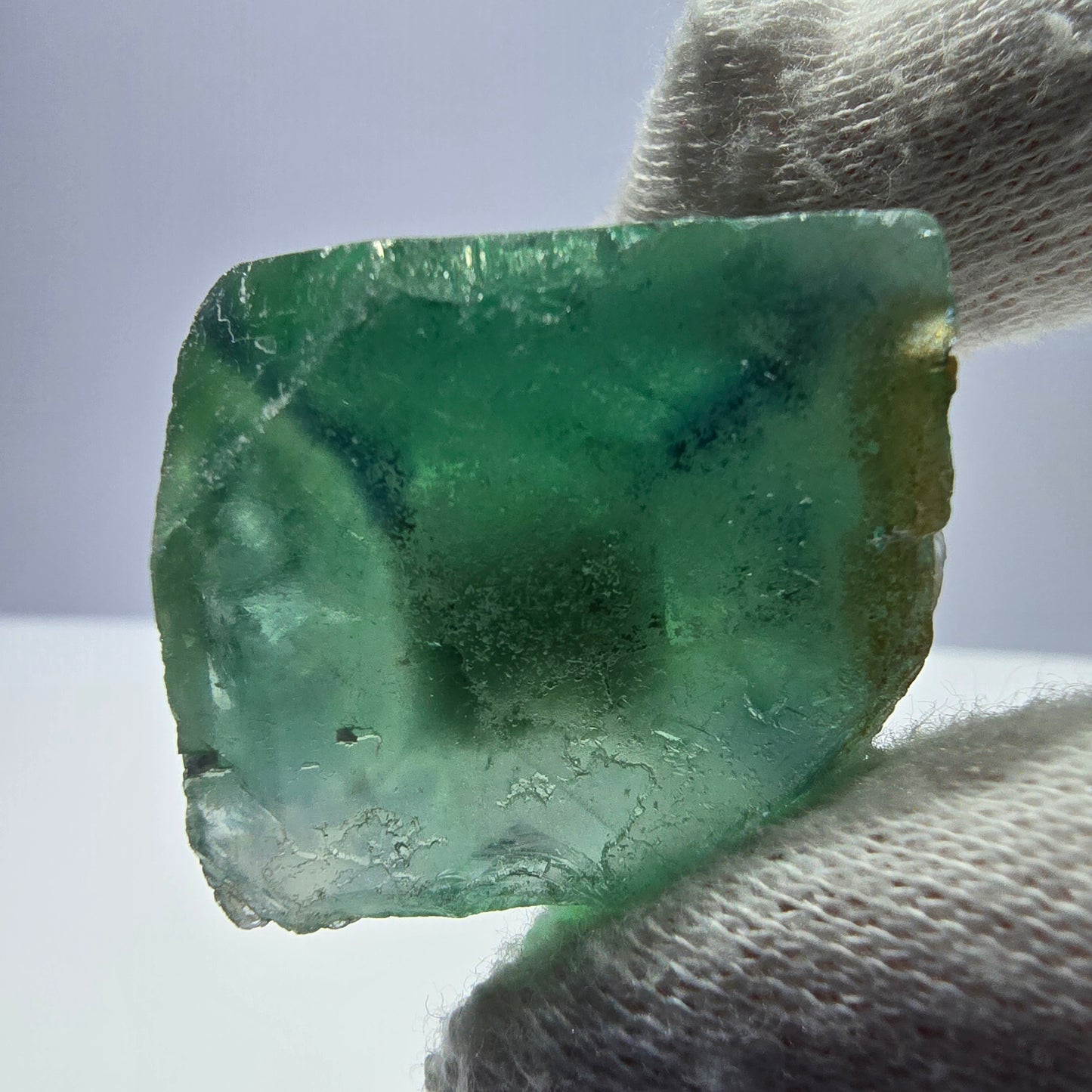 Rare spécimen de cube de fluorite fantôme, parqueté vert Okorusu, Namibie, 39 x 33 x 32 mm
