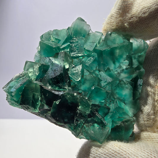 Cube de fluorite fantôme parqueté vert violet Okorusu Namibie 60*54*15mm